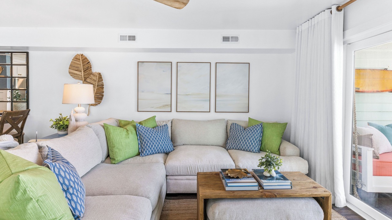Photo of Livingroom in North Carolina Coast