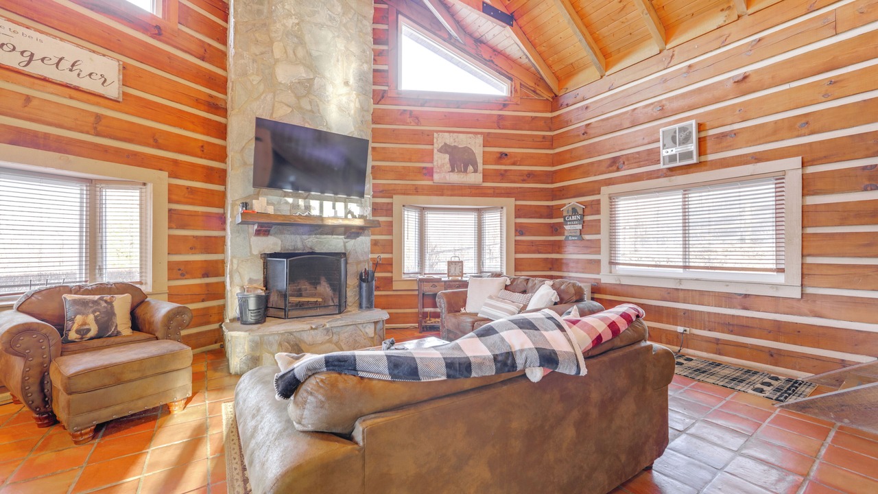 Photo of Livingroom in Waynesville