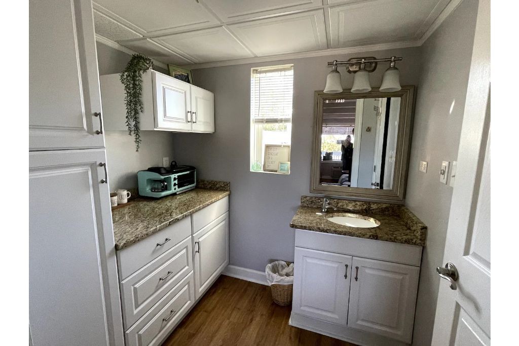 Photo of Bathroom in Airlie