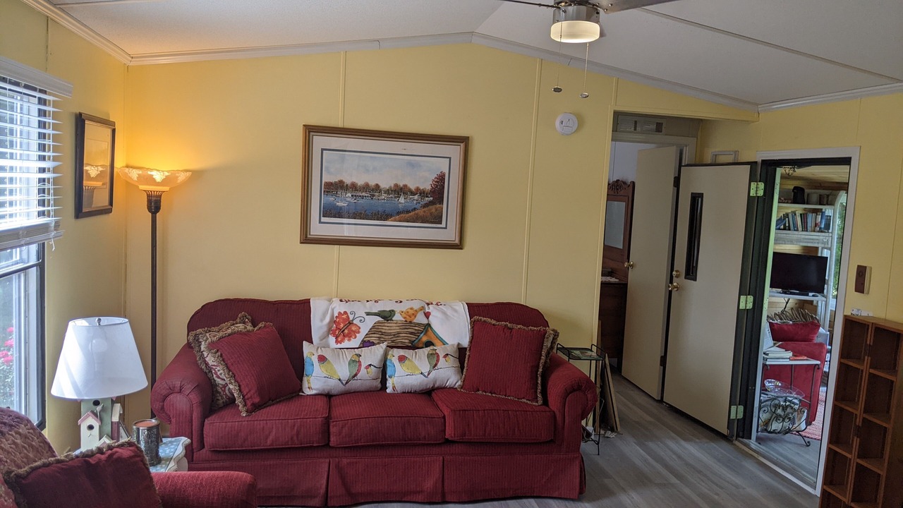 Photo of Livingroom in Sharps