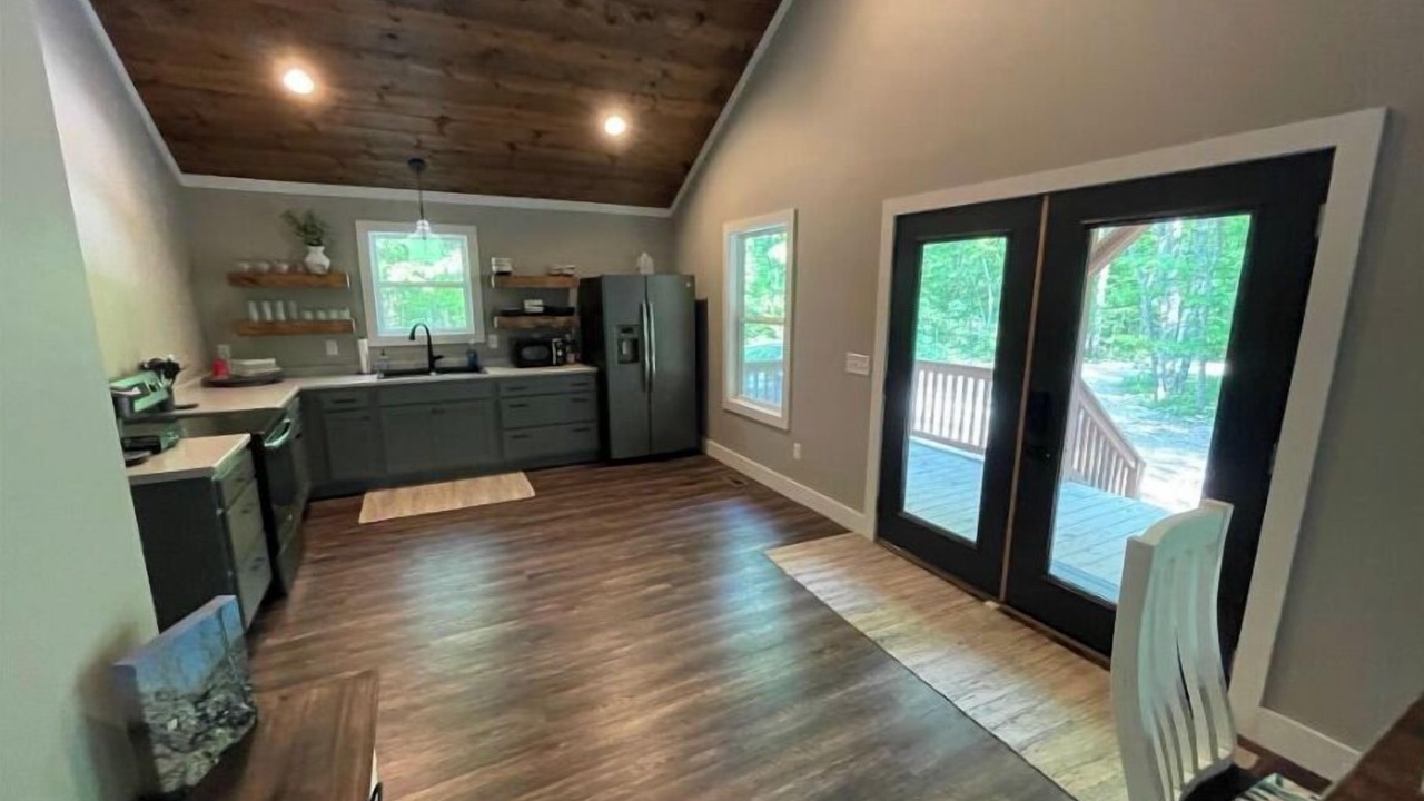 Photo of Kitchen in Cooleys Rift