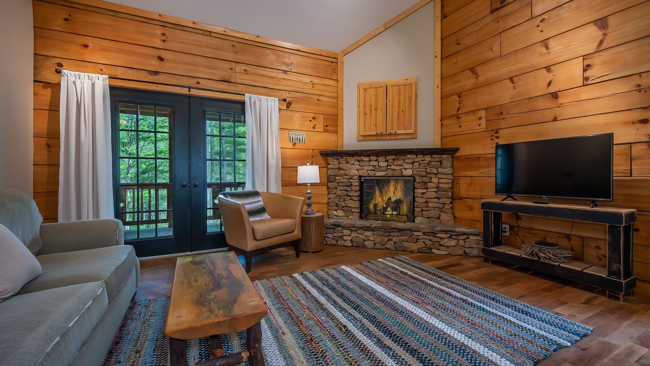 Photo of Livingroom in Hendersonville