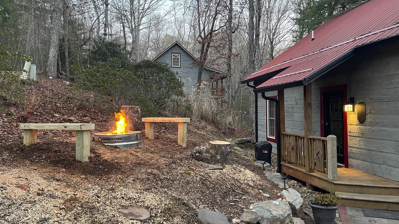 Photo of Outdoor in Hendersonville