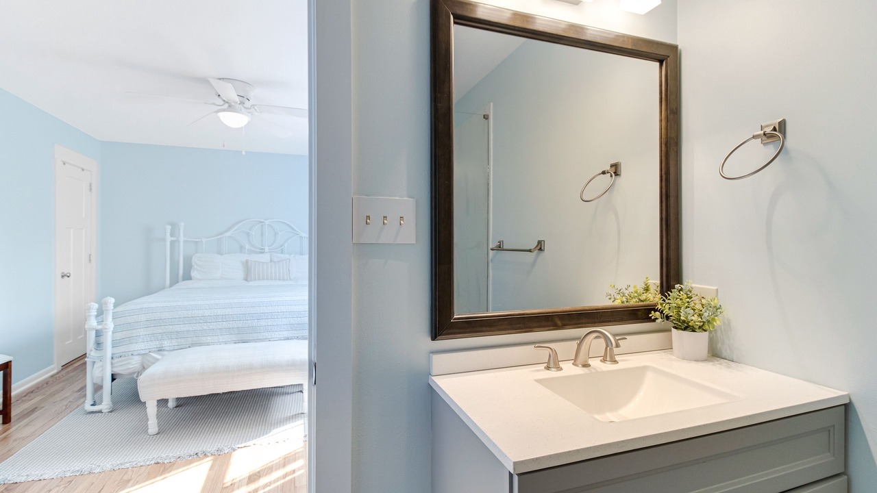 Photo of Bathroom in Long Beach