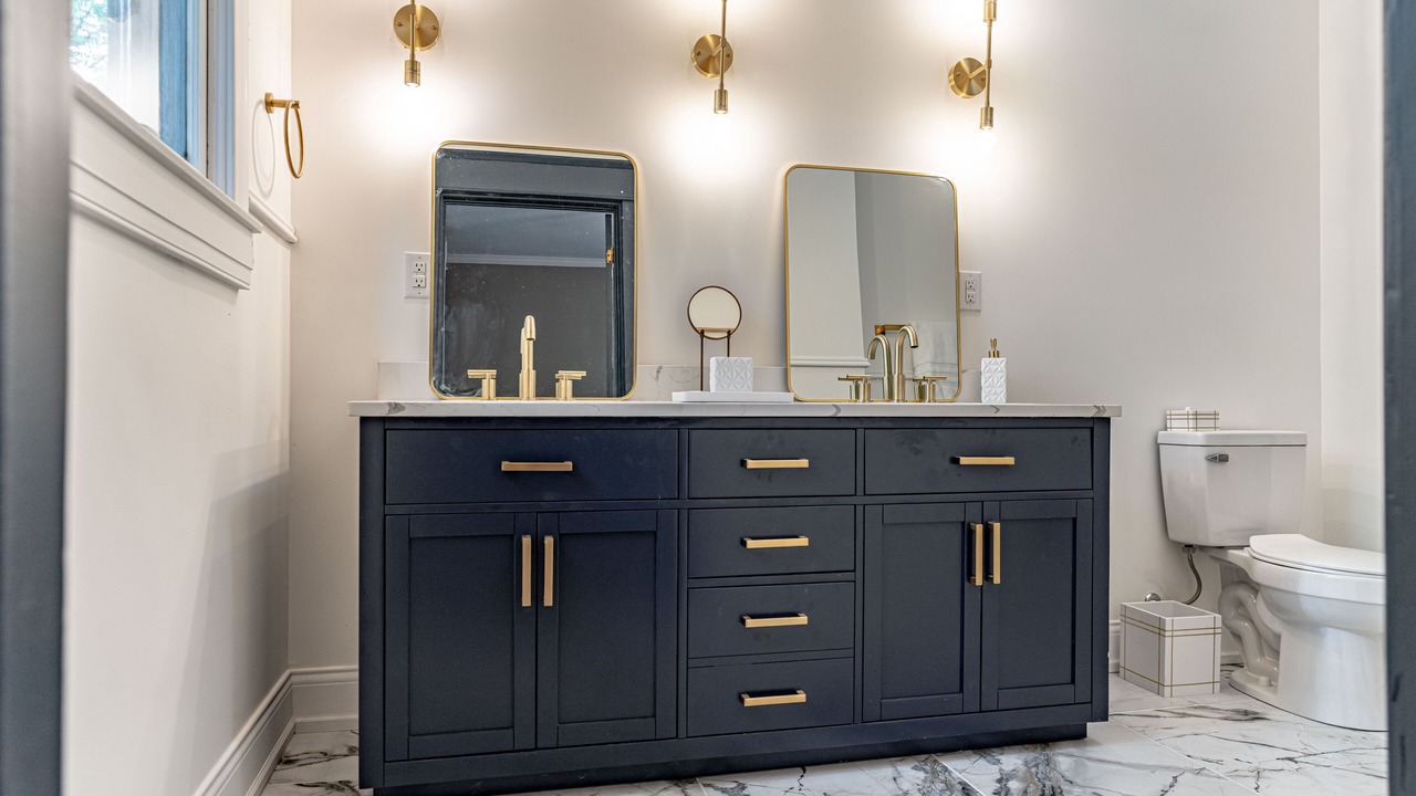 Photo of Bathroom in Shelbyville