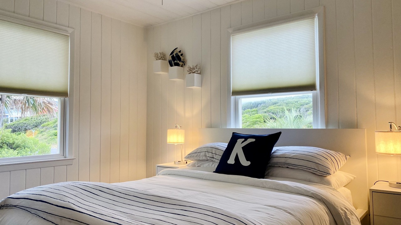 Photo of Bedroom in Oak Island