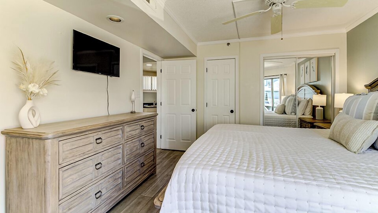 Photo of Bedroom in Wrightsville Beach