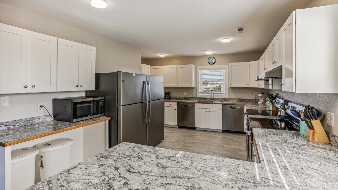 Photo of Kitchen in Whalehead Beach
