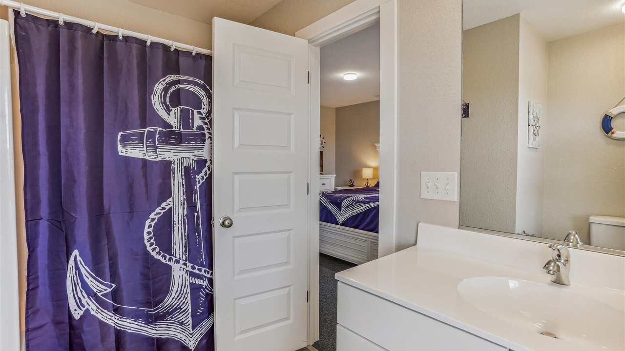Photo of Bathroom in Whalehead Beach