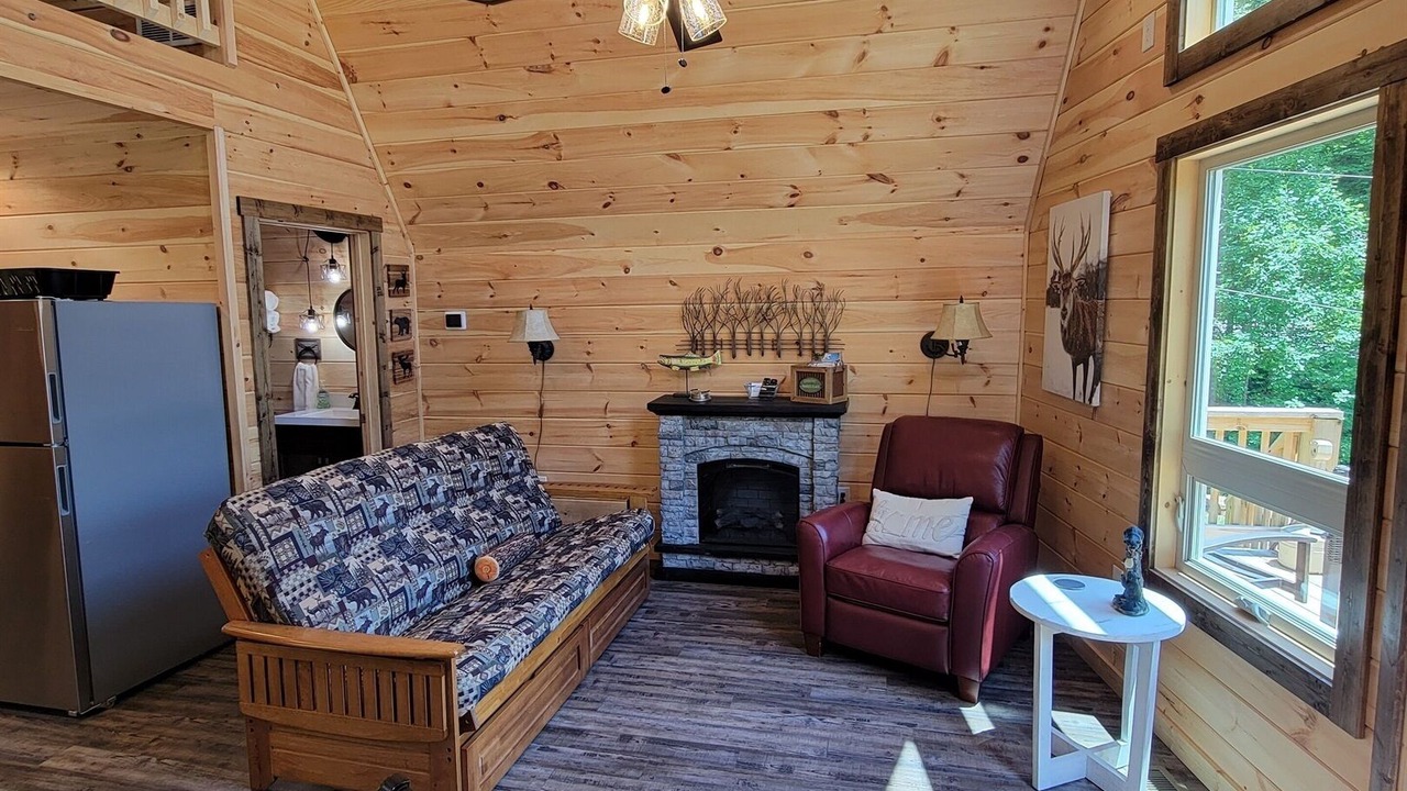 Photo of Livingroom in Whittier