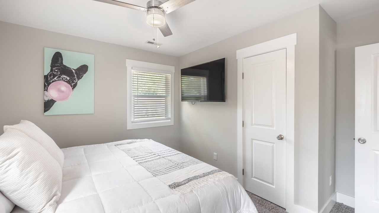 Photo of Bedroom in Silver Lake