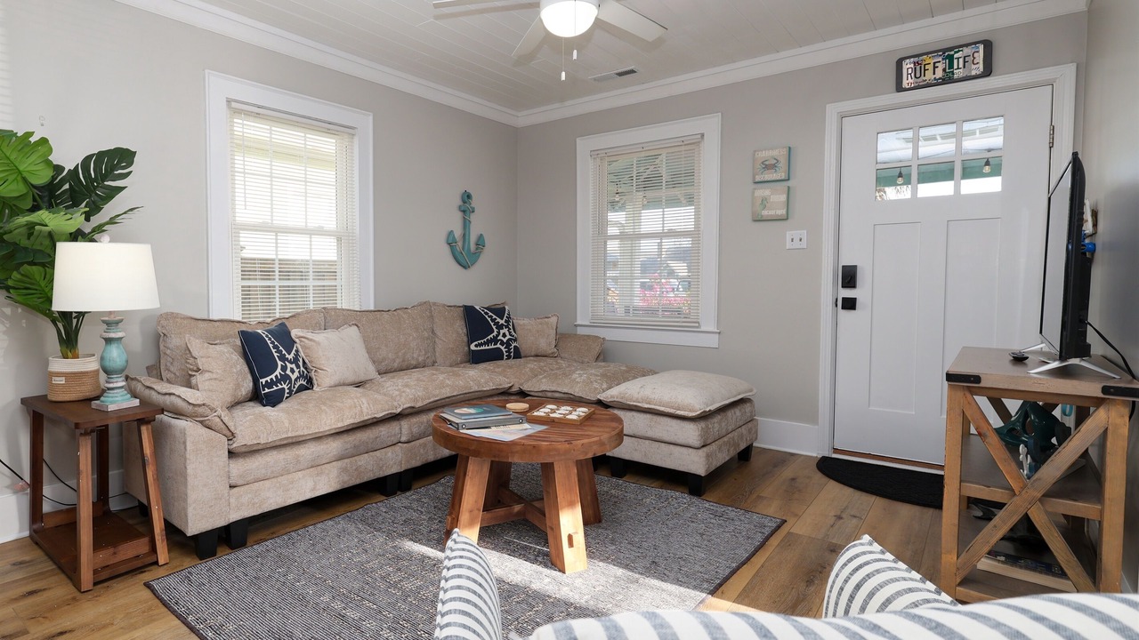 Photo of Livingroom in North Carolina Coast