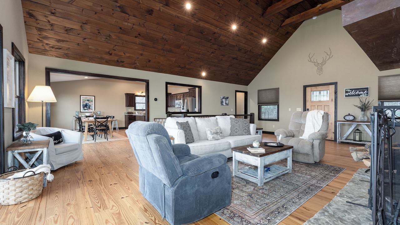 Photo of Livingroom in Brevard
