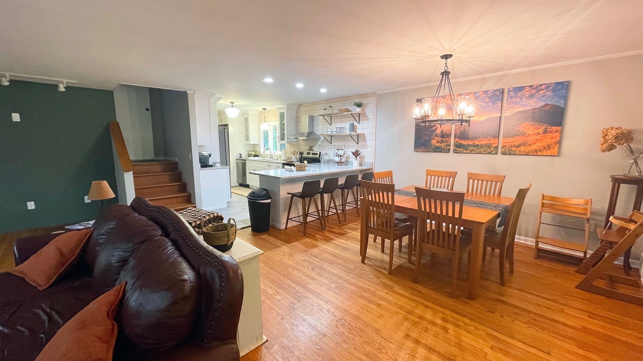 Photo of Livingroom in Waynesville