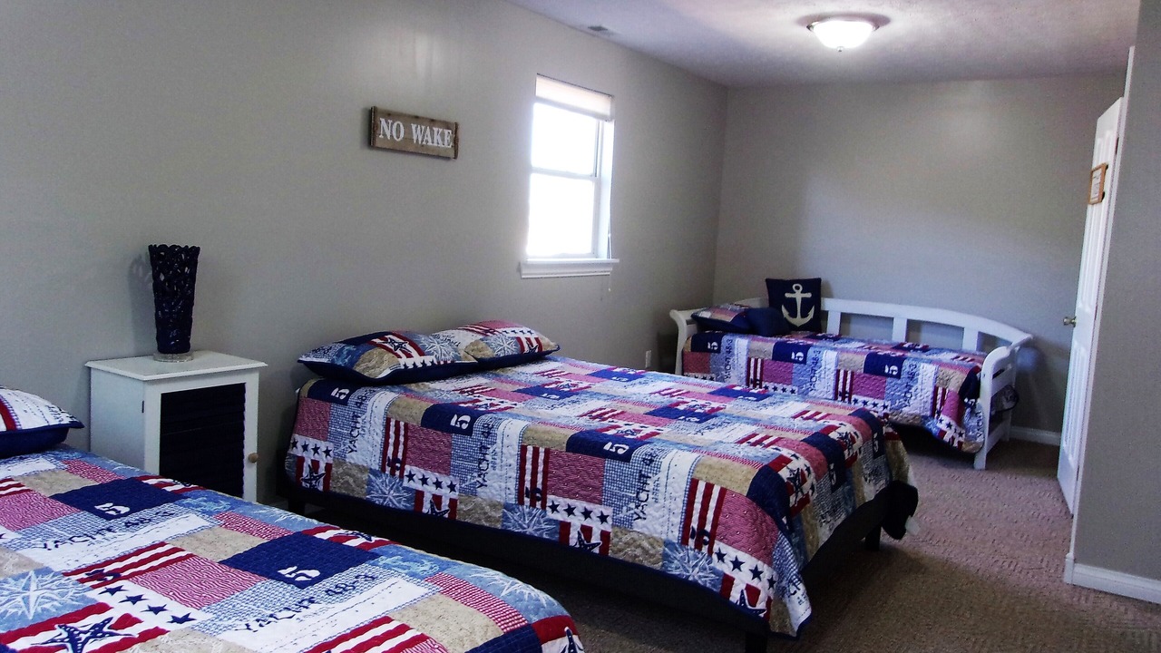 Photo of Bedroom in Bronston