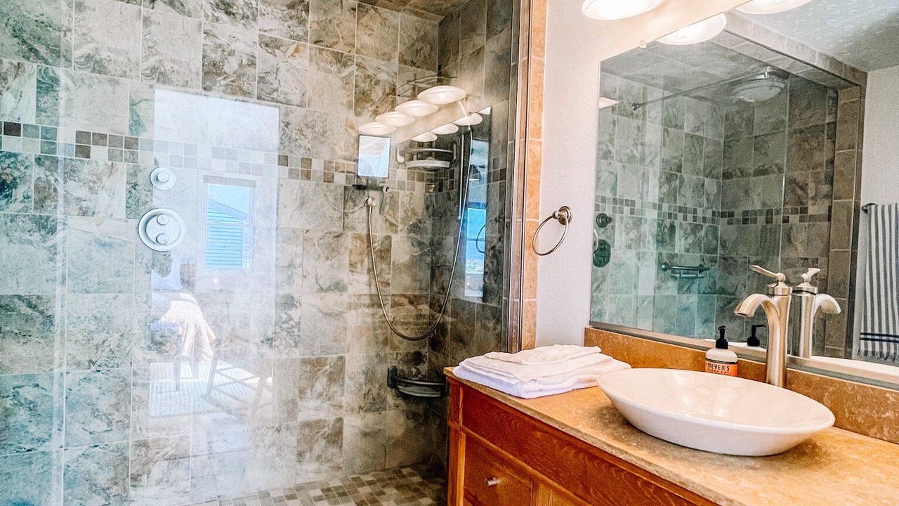 Photo of Bathroom in Salvo