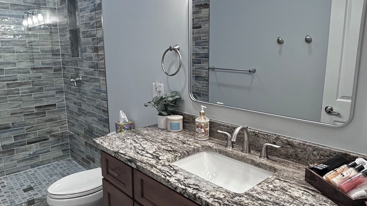 Photo of Bathroom in Maggie Valley