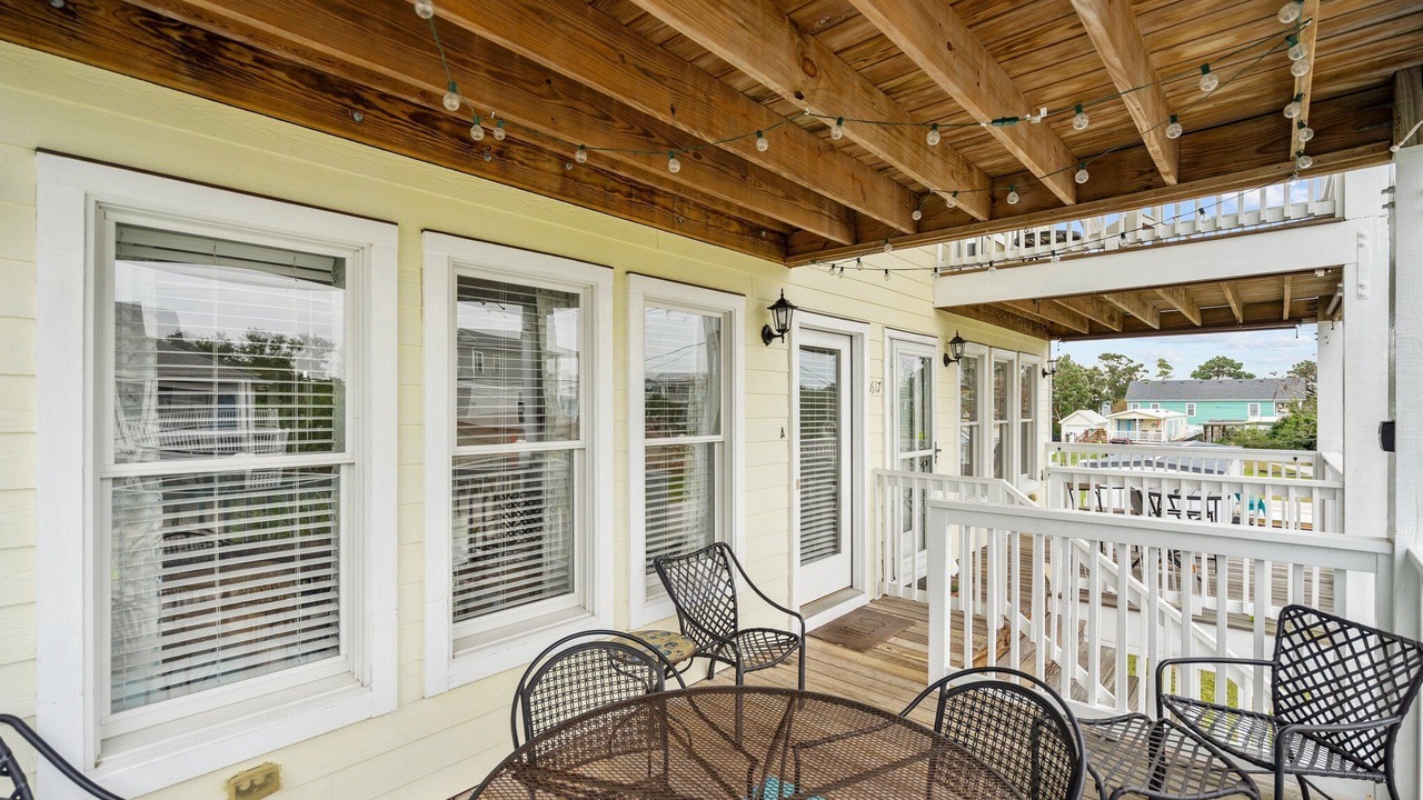 Photo of Patio Balcony in Wilmington Beach