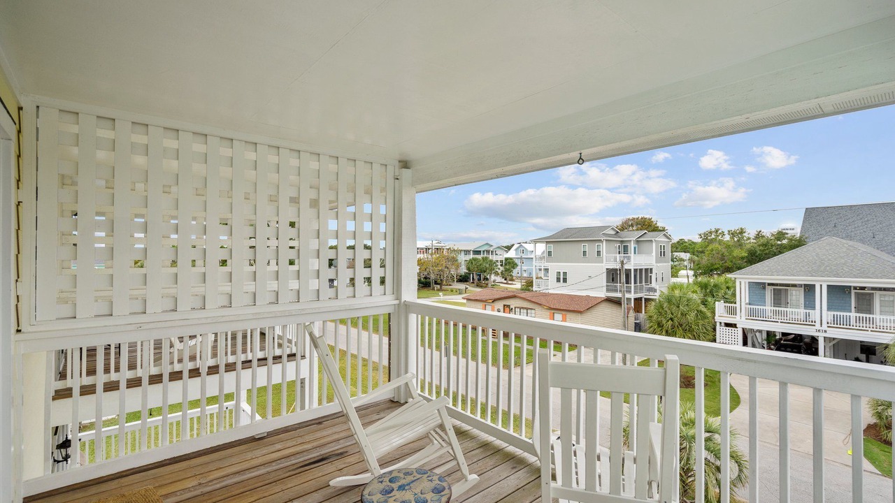 Photo of Patio Balcony in Wilmington Beach