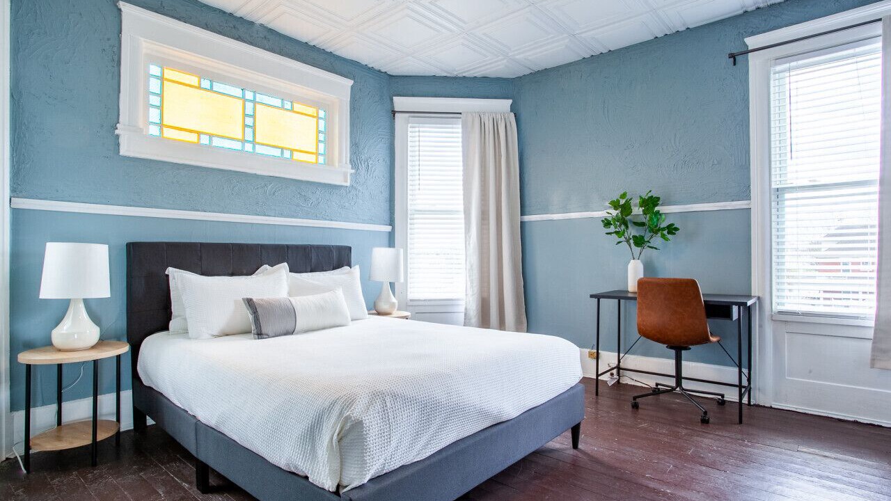 Photo of Bedroom in Knoxville