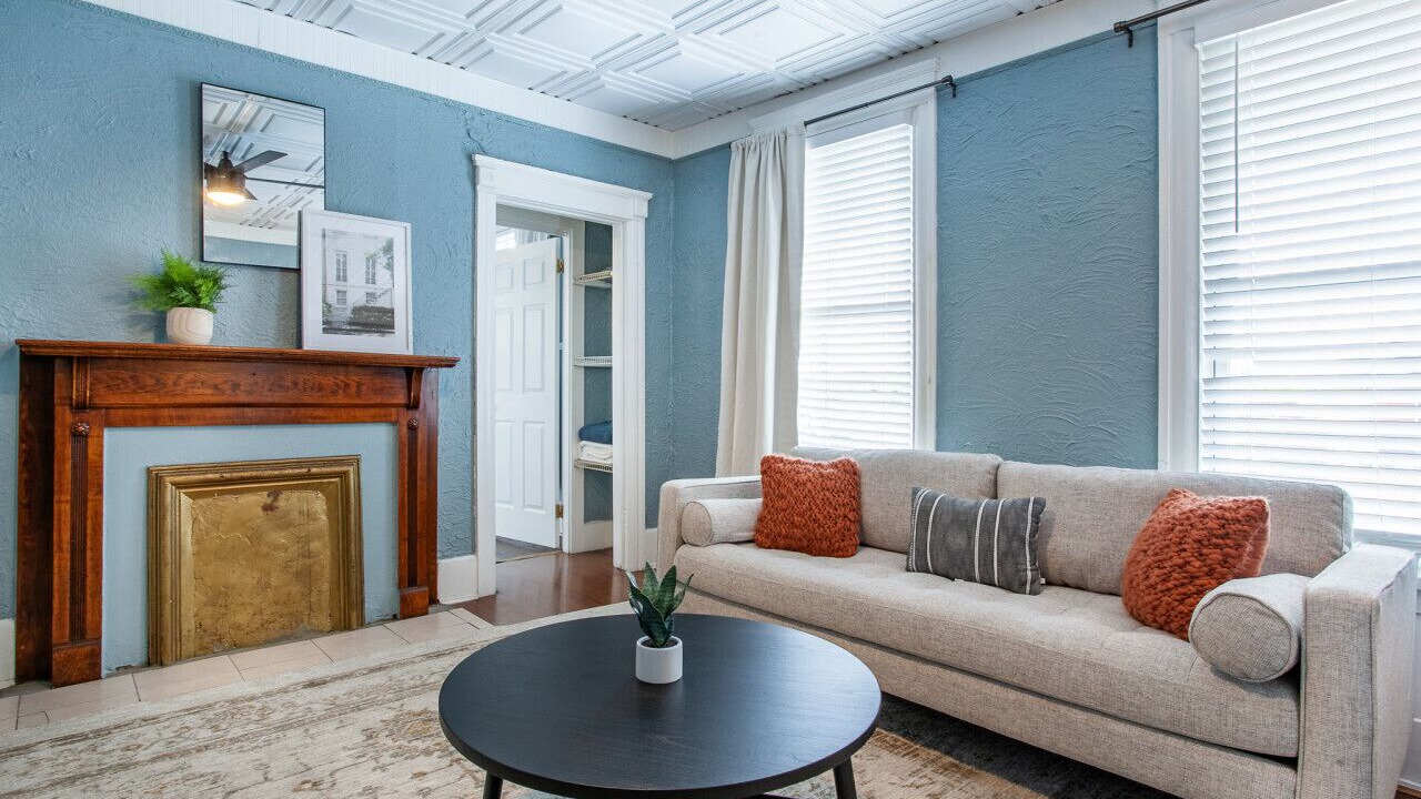 Photo of Livingroom in Knoxville