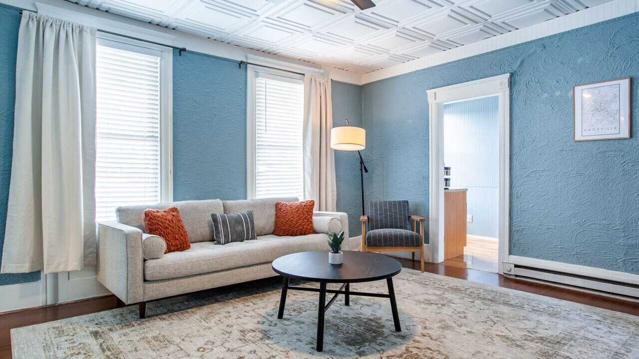 Photo of Livingroom in Knoxville