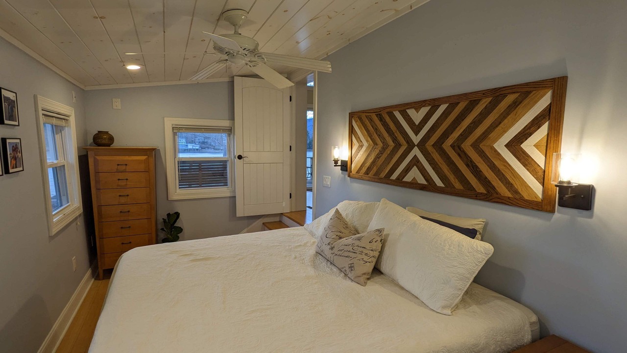 Photo of Bedroom in Sunset Cove