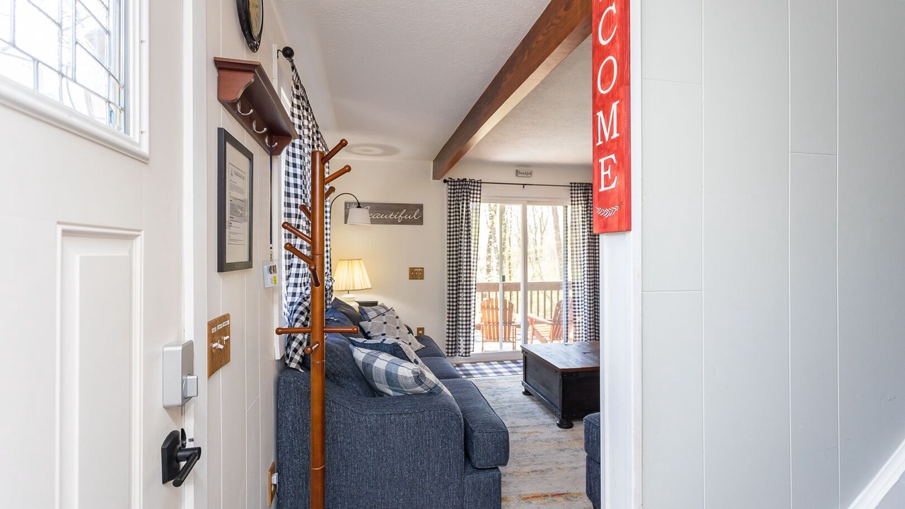 Photo of Bedroom in Massanutten