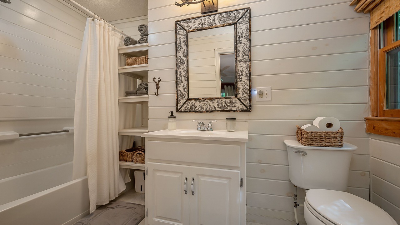 Photo of Bathroom in Lake Lure