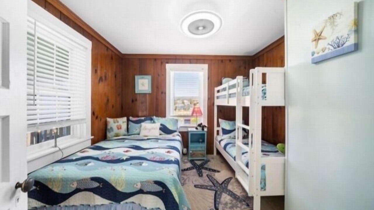 Photo of Bedroom in North Carolina Coast