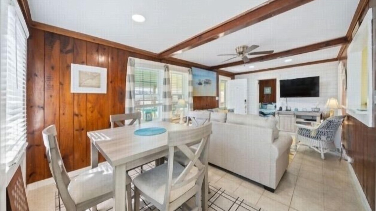 Photo of Bedroom in North Carolina Coast