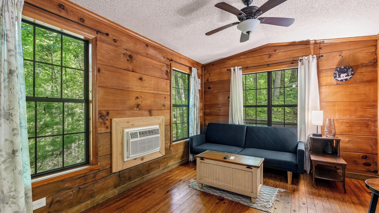 Photo of Bedroom in Smoky Mountains