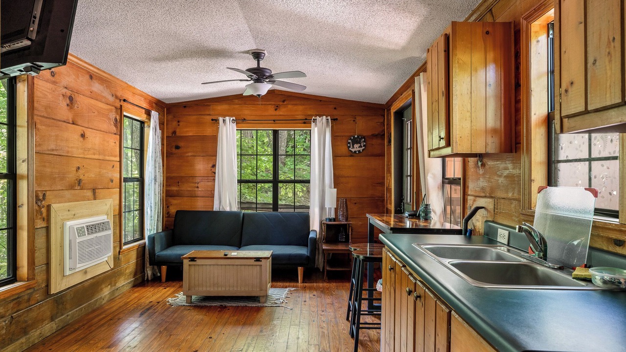 Photo of Bedroom in Smoky Mountains