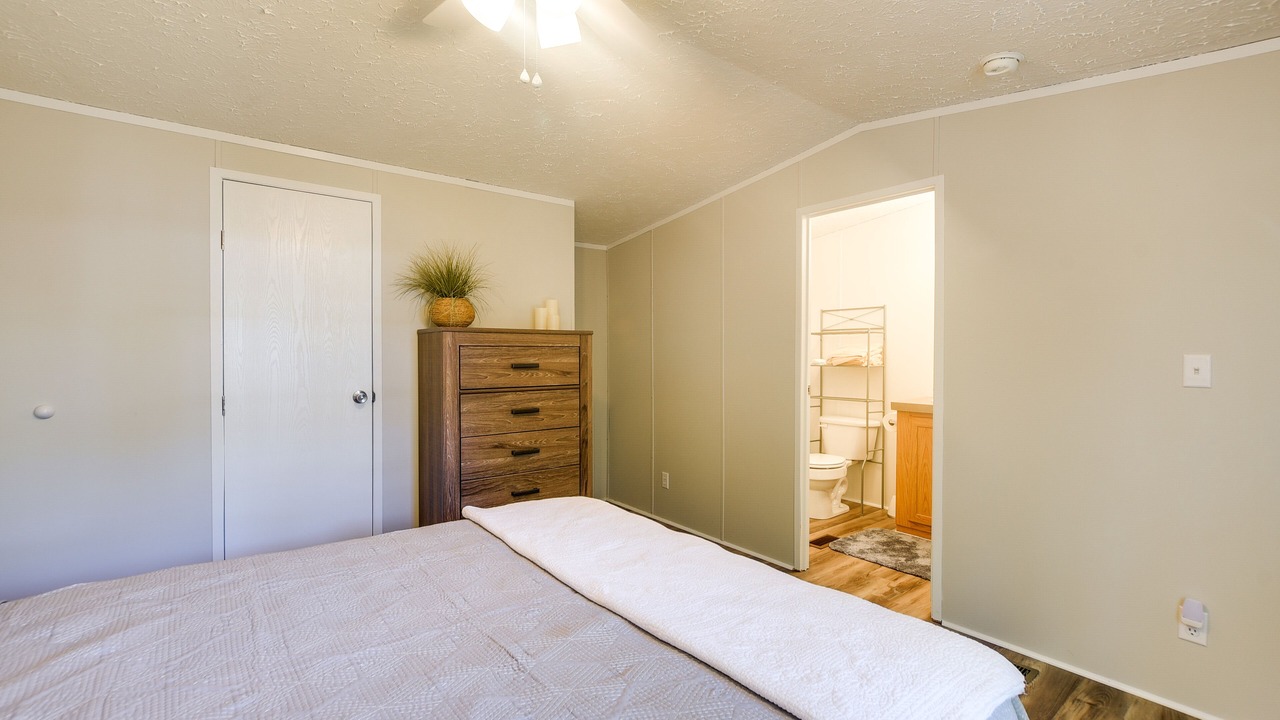 Photo of Bedroom in Supply