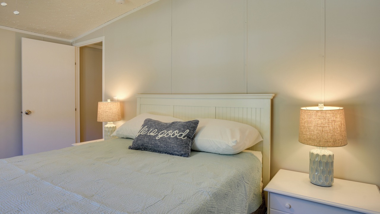 Photo of Bedroom in Supply