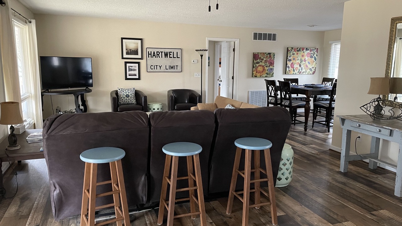 Photo of Livingroom in Hartwell