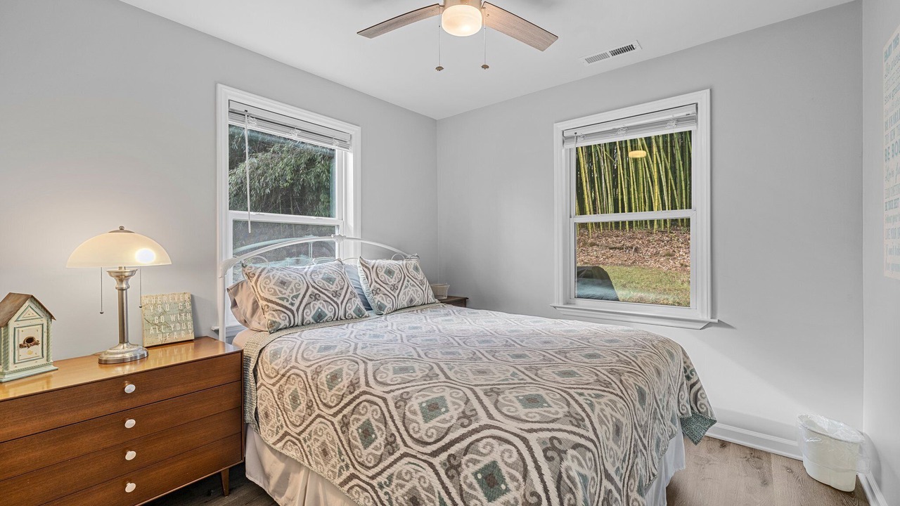 Photo of Bedroom in Hendersonville