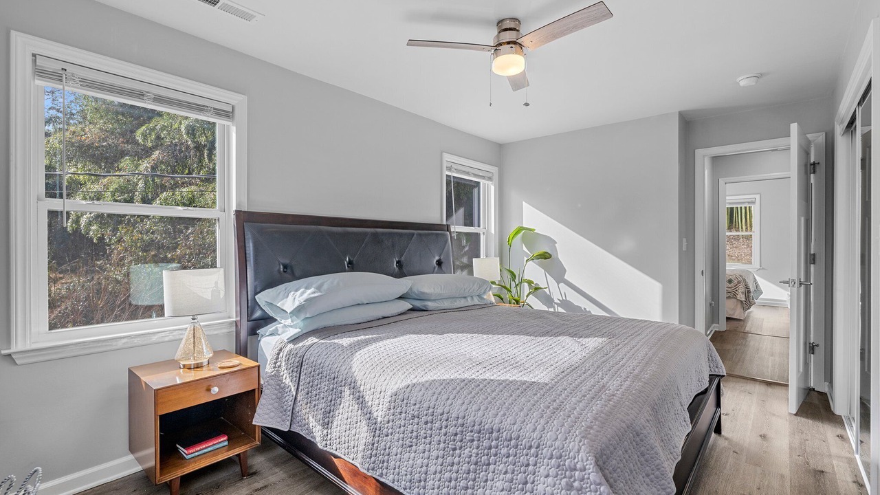 Photo of Bedroom in Hendersonville