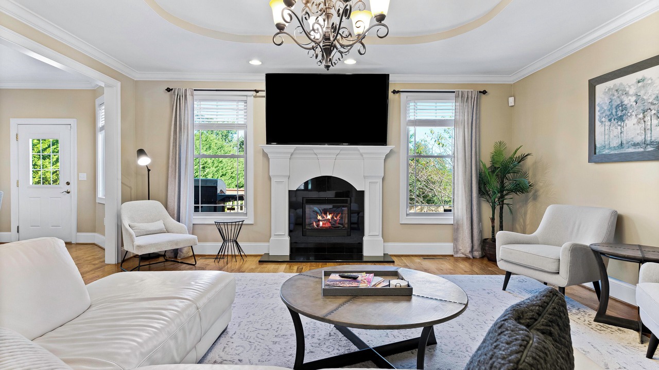Photo of Livingroom in Asheville