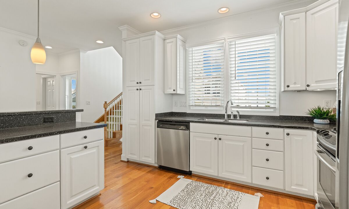 Photo of Kitchen in Manteo
