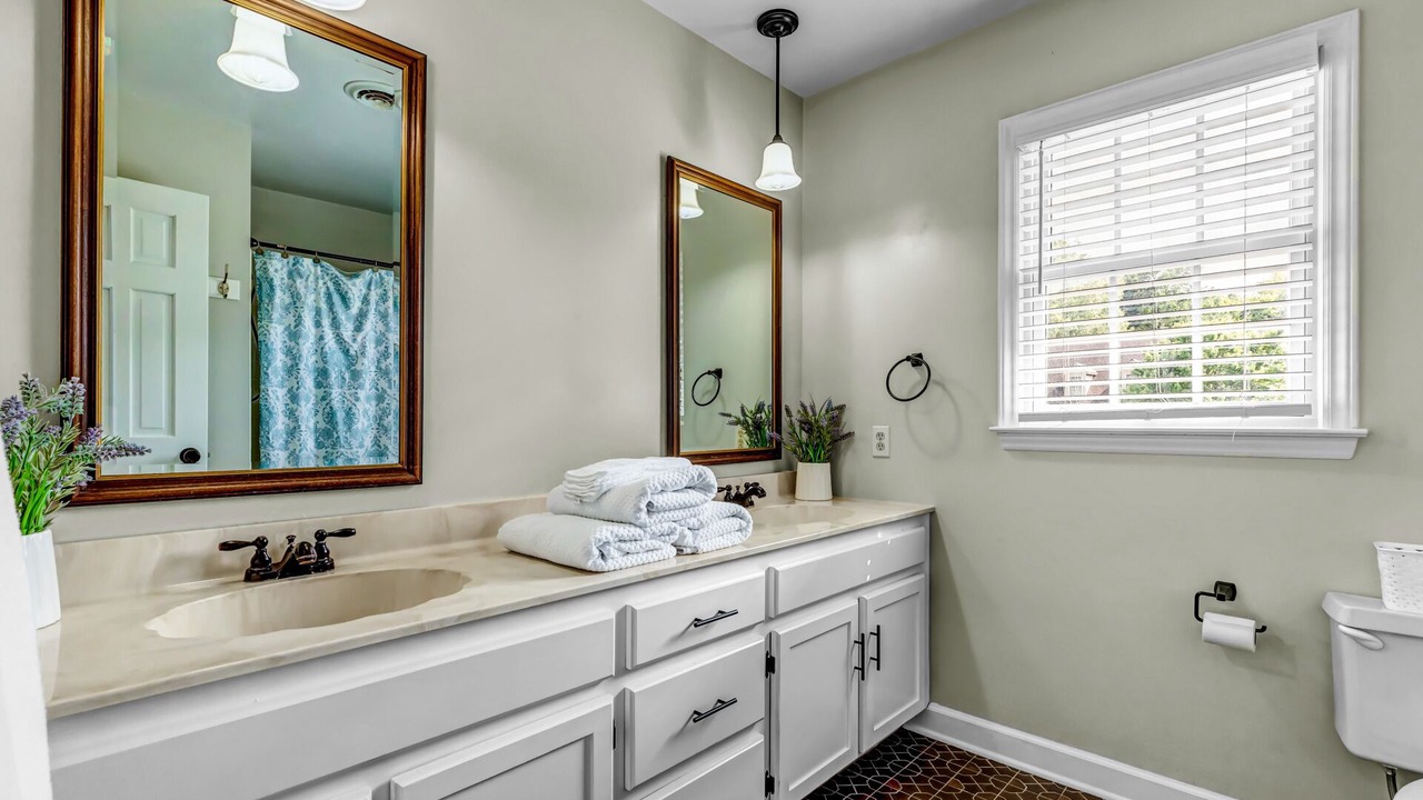 Photo of Bathroom in High Point