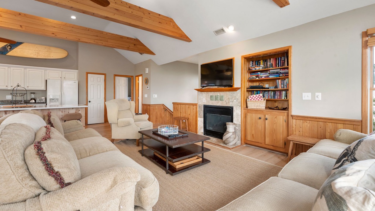 Photo of Livingroom in Whalehead Beach