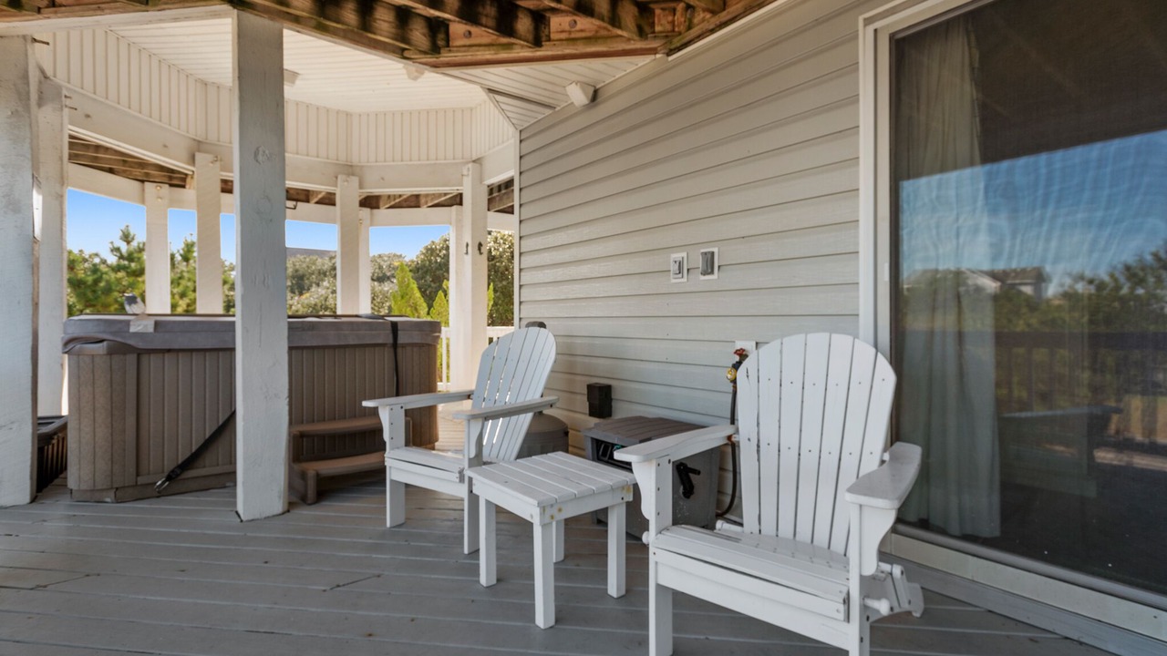 Photo of Others in Whalehead Beach