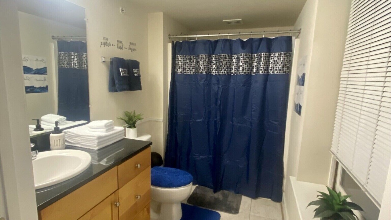 Photo of Bathroom in Shockoe Bottom