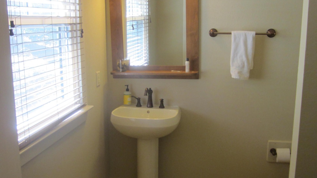 Photo of Bathroom in Bear Lake Reserve