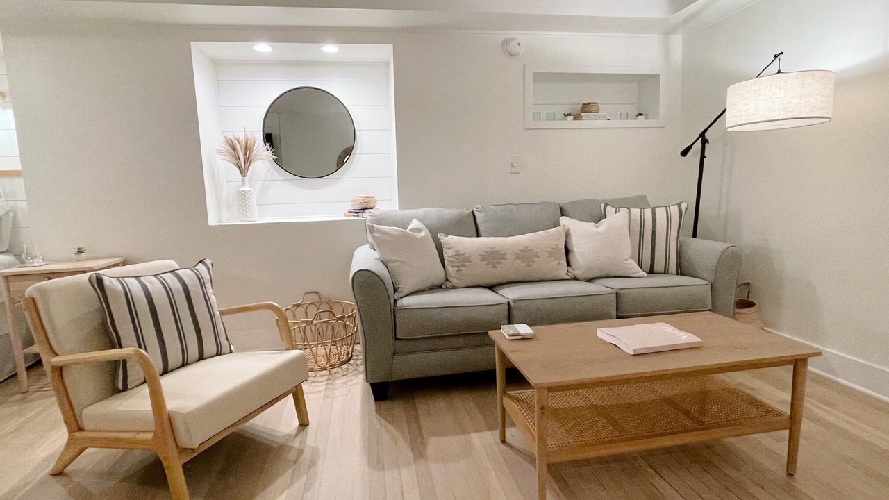 Photo of Livingroom in Airlie