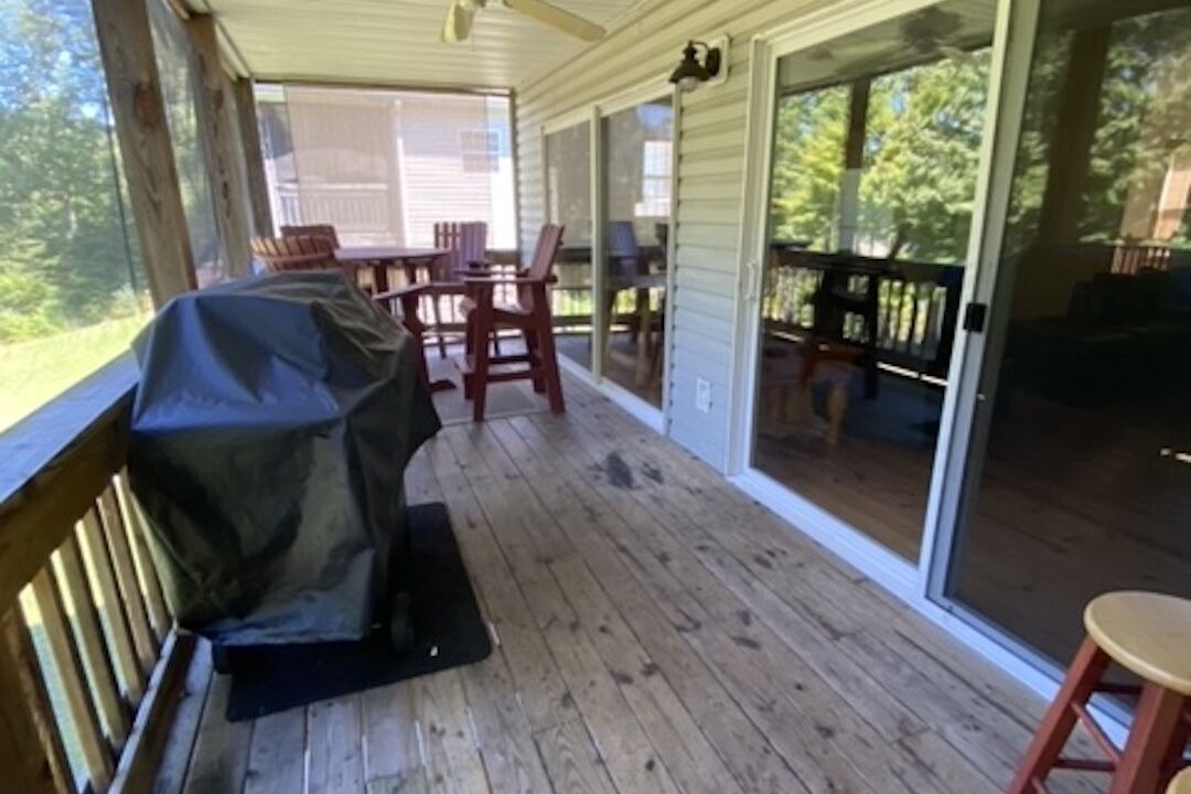 Photo of Patio Balcony in Sloans Valley