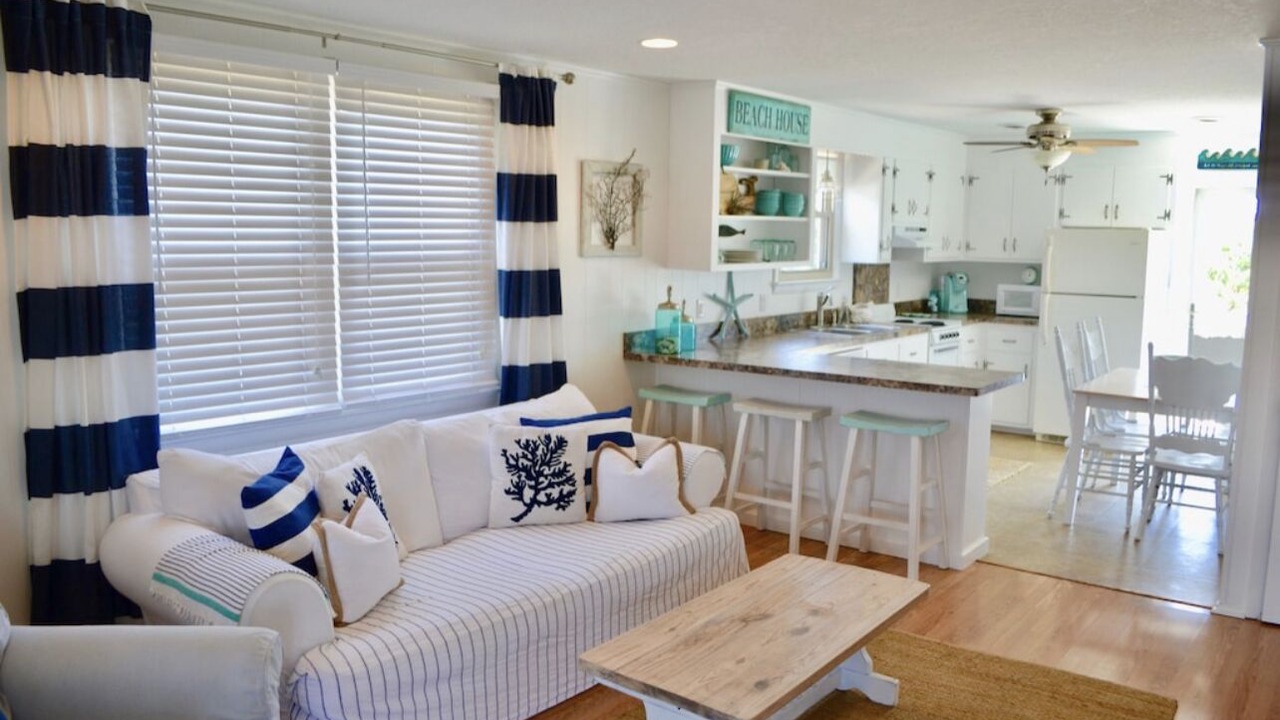 Photo of Livingroom in Kill Devil Hills