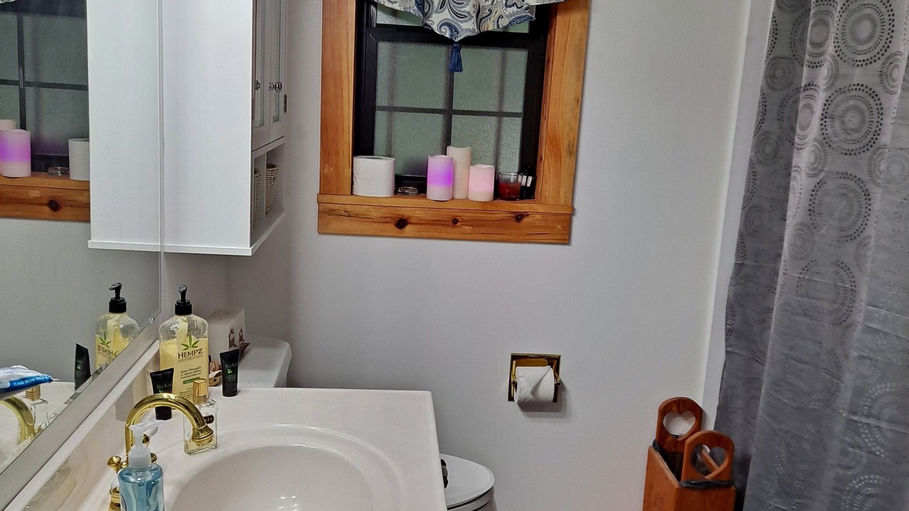 Photo of Bathroom in Lerona