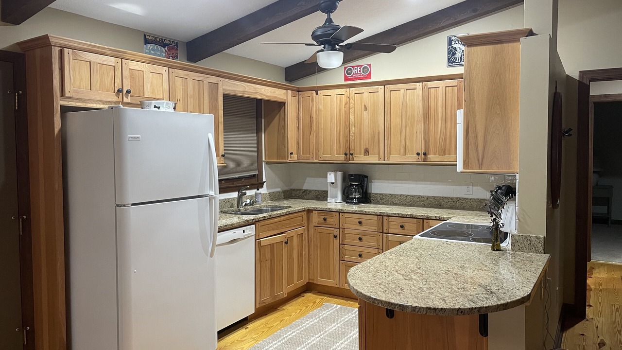 Photo of Kitchen in Saluda